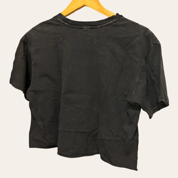 Betty Boop Graphic Cropped Tee Biken Betty XL Washed Black NEW - Picture 3 of 3